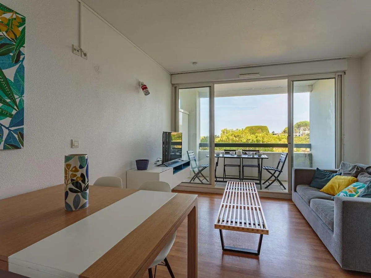 Apartment Apercu Mer: Bel Appartement Avec Piscine, Tennis Et Proche Plage - Fr-1-3-450 Bidart France
